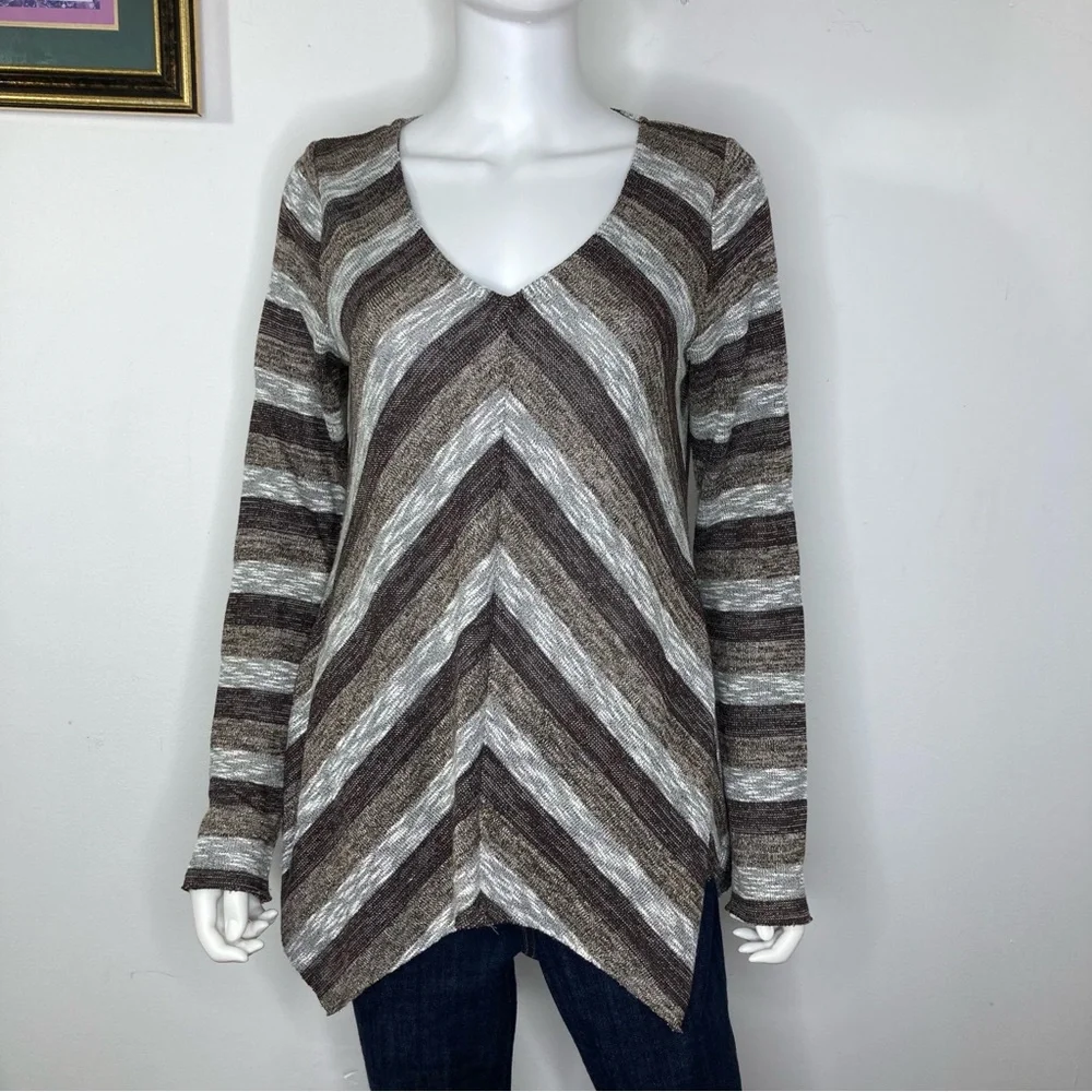 Knox Rose ✨ Cozy Chevron Tunic – Effortless Boho Vibes ✨ - Picture 2 of 12